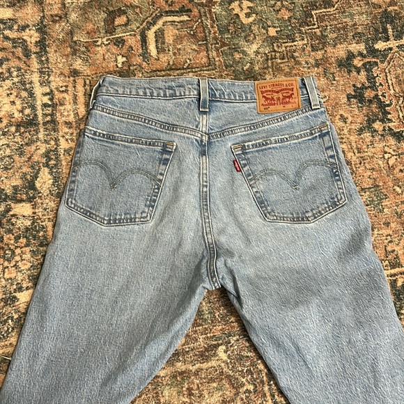 Levi’s - Picture 5 of 7